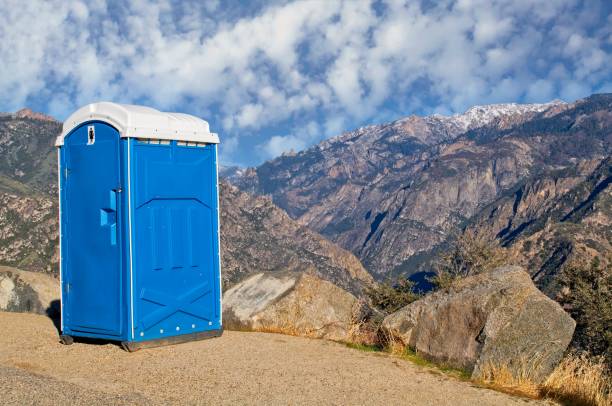 Best Construction site porta potty rental  in Hampton, IA