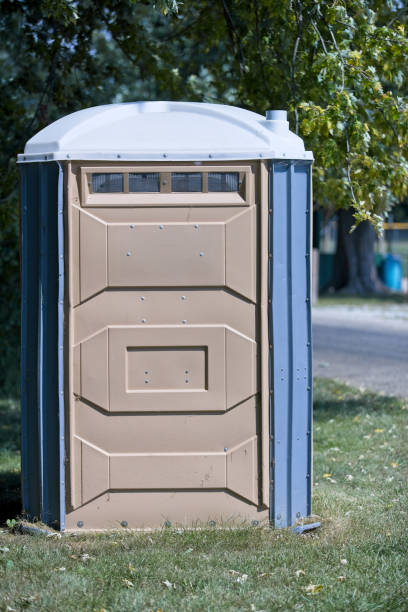 Best Construction site porta potty rental  in Hampton, IA